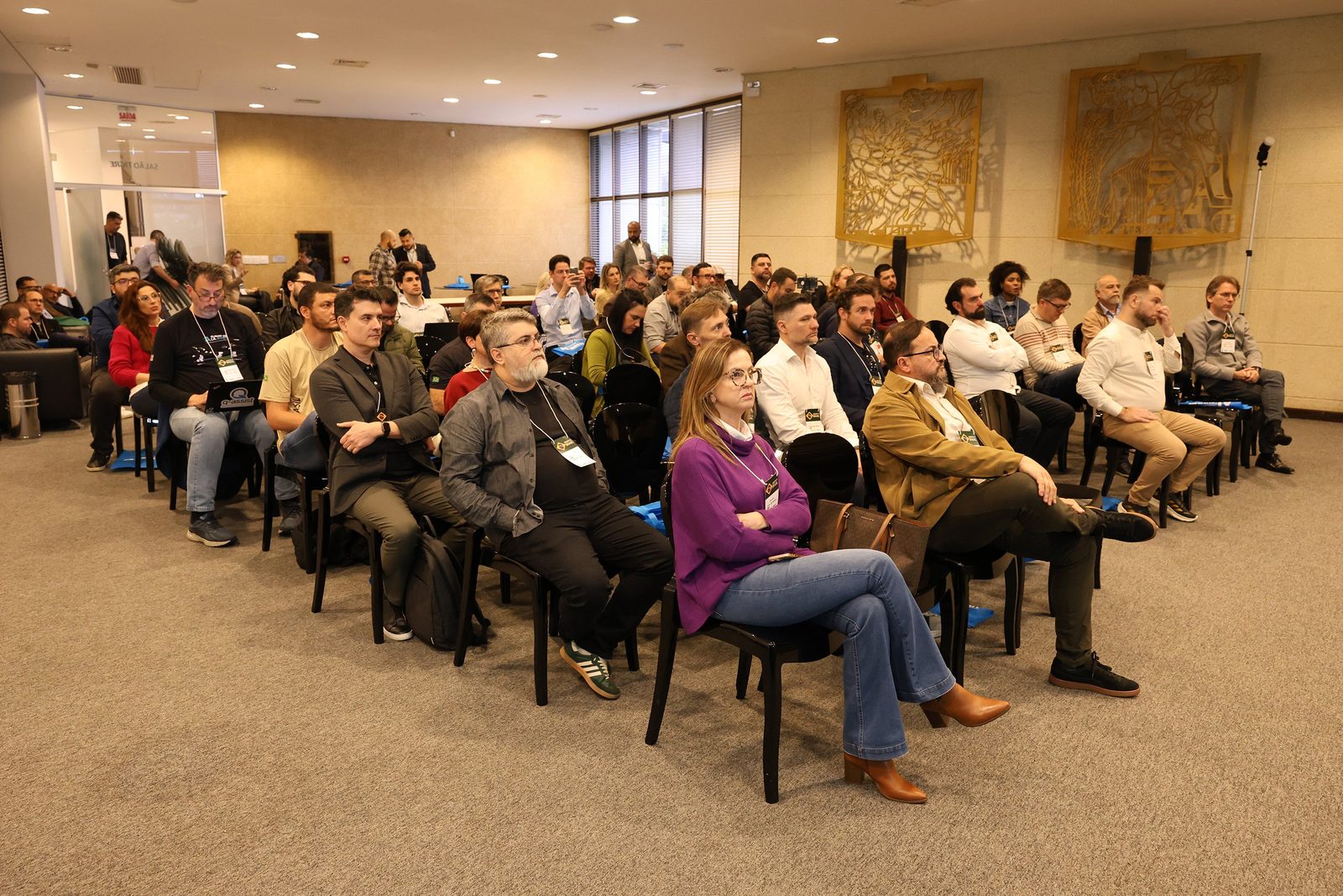Registro da edição do AI Executive Summit em Joinville — foto 4
