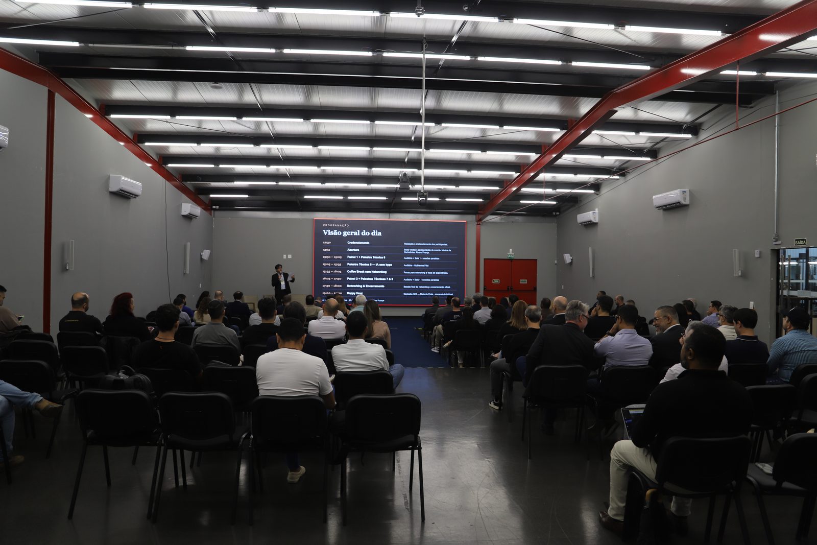 Registro da edição do AI Executive Summit em Vitória — foto 6